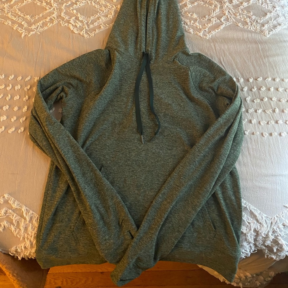 Green outdoor voices cloud knit hoodie